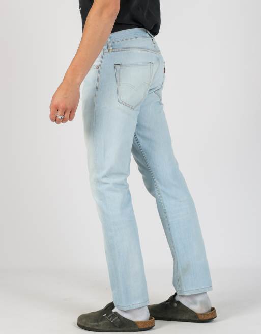 Vintage Levi's 501 32x34 denim jeans in light blue