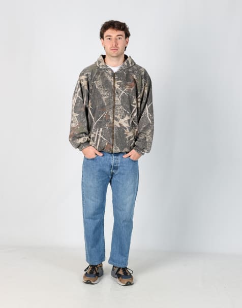 Vintage Levi's 501 34x30 denim jeans in light blue - view 1