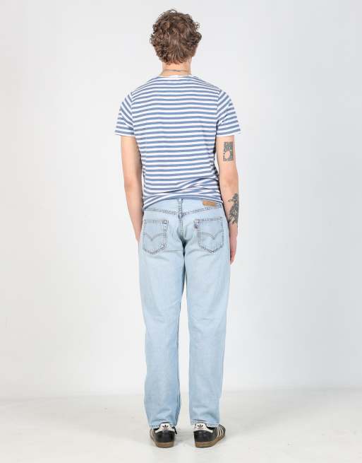 Vintage Levi's 501 34x30 denim jeans in light blue, 3 of 4