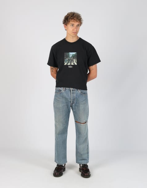 Vintage Levi's 501 34x32 denim jeans in light blue - view 1