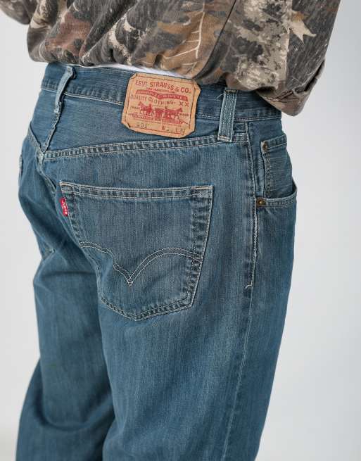 Vintage Levi's 501 36x32 denim jeans in blue, 4 of 4