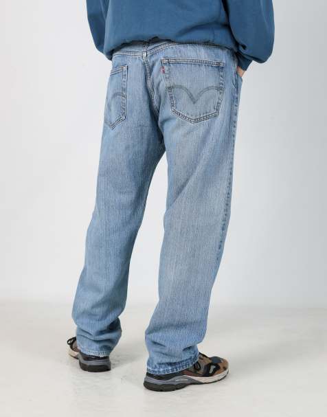 Vintage Levi's 501 38x32 denim jeans in light blue - view 1