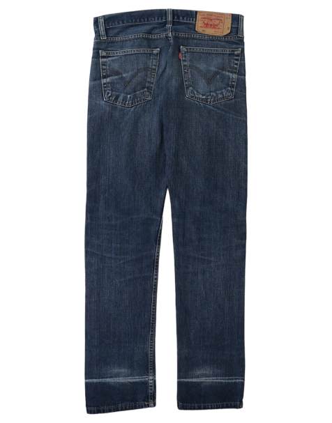 Vintage Levis 501 W32 L33 straight jeans in blue - view 1