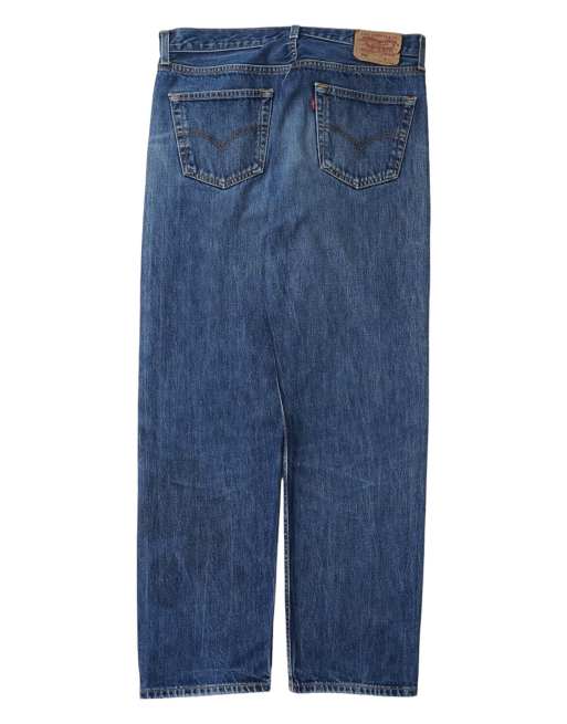 Vintage Levis 501 W35 L32 straight jeans in blue