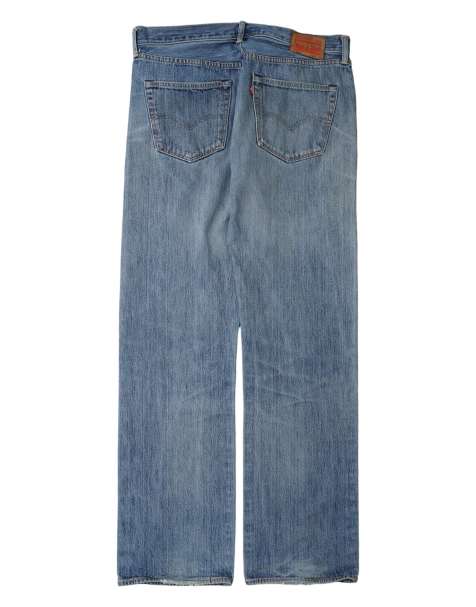 Vintage Levis 501 W36 L34 straight jeans in blue - view 1