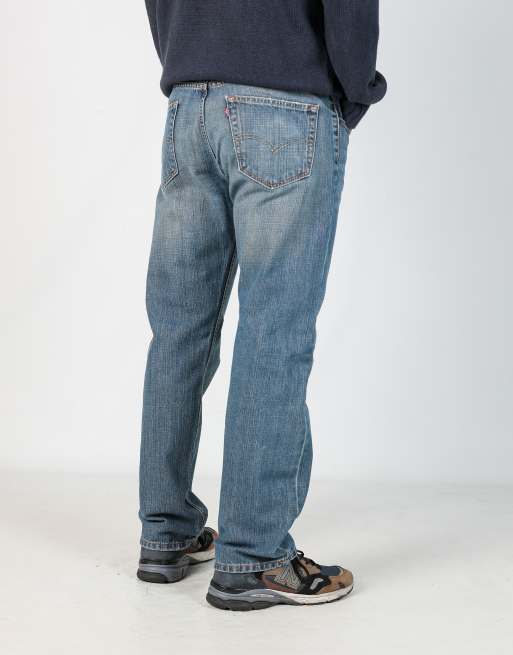 Vintage Levi's 505 34x30 denim jeans in blue, 2 of 4