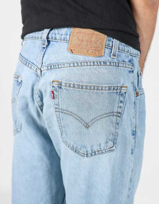 Vintage Levi's 505 34x32 denim jeans in light blue, 4 of 4