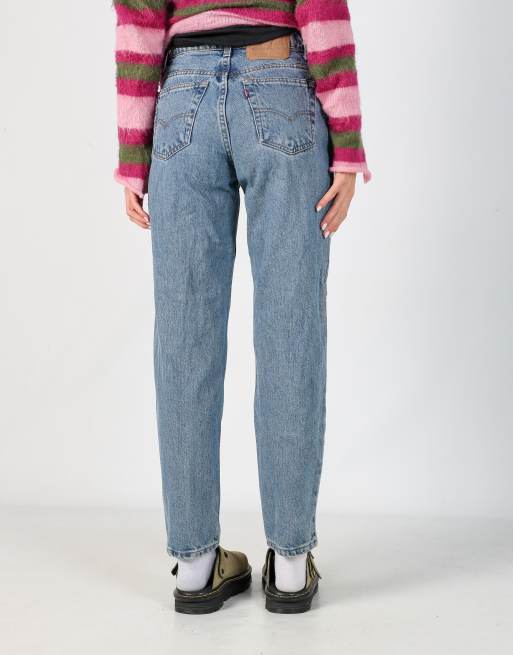 Vintage Levi's 550 28x30 denim jeans in light blue, 2 of 4