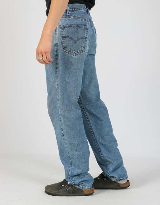 Vintage Levi's 550 33x34 denim jeans in light blue