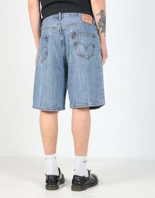 Vintage Levi's 550 36x21 denim jorts shorts in light blue, 2 of 4