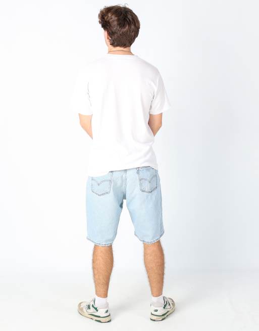 Vintage Levi's 550 36x22 denim shorts in light blue, 3 of 4