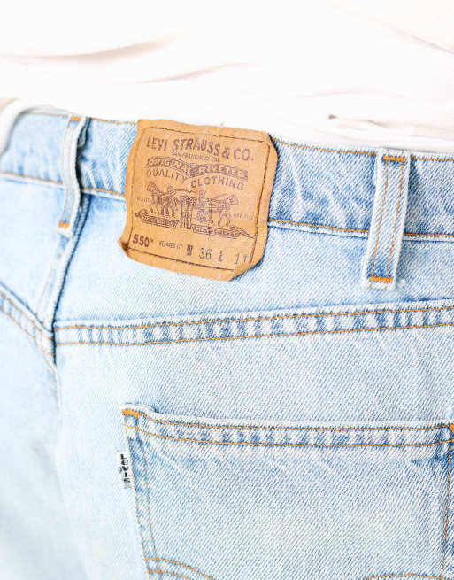 Vintage Levi's 550 36x22 denim shorts in light blue, 4 of 4