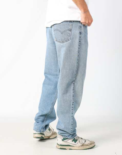 Vintage Levi's 550 36x32 denim jeans in blue - view 1