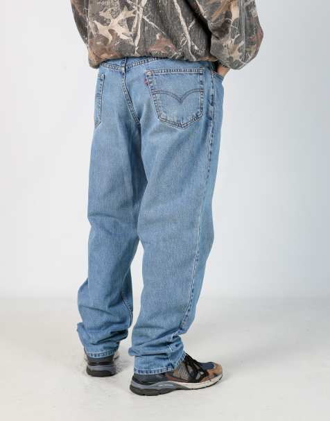 Vintage Levi's 550 36x34 denim jeans in light blue - view 1