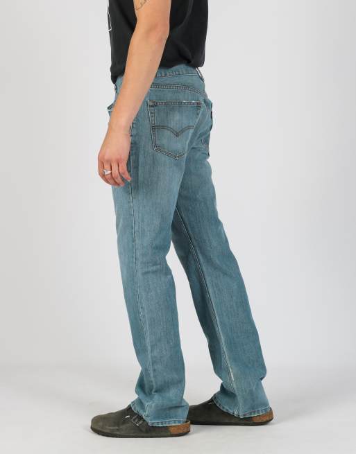 Vintage Levi's 559 32x34 denim jeans in blue, 2 of 4