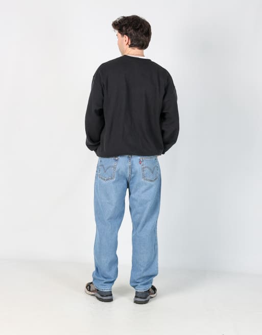 Vintage Levi's 560 36x30 denim jeans in light blue, 3 of 4