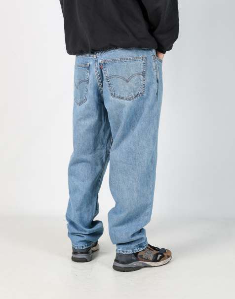 Vintage Levi's 560 38x31 denim jeans in light blue - view 1