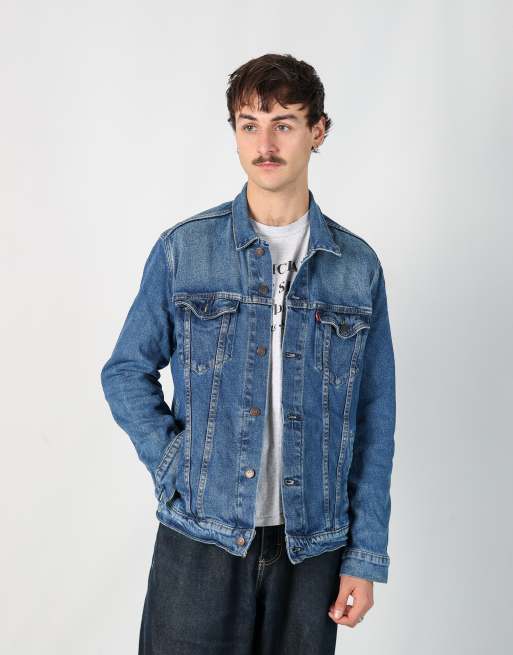 Vintage Levi's l denim jacket in blue
