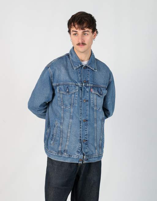 Vintage Levi's m denim jacket in blue