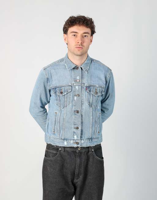 Vintage Levi's m denim jacket in light blue