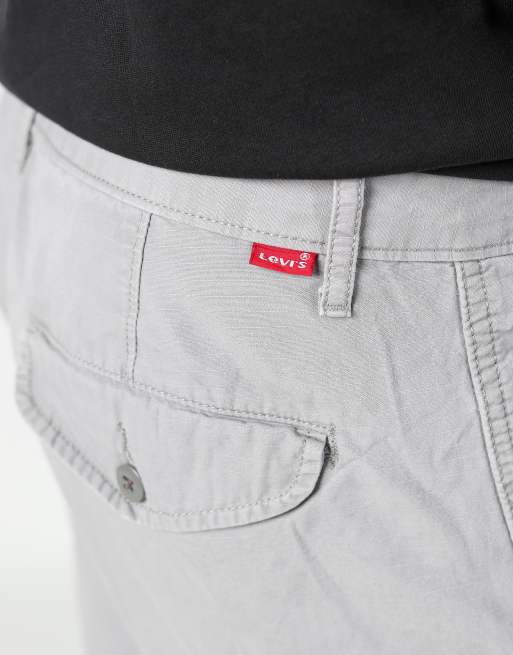 Vintage Levi's ripstop 34x21 canvas cargo shorts in light blue, 4 of 4