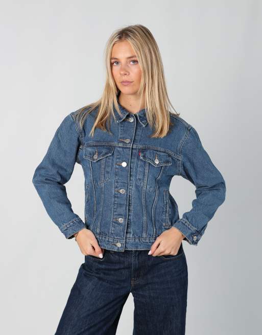 Vintage Levi's s denim jacket in blue