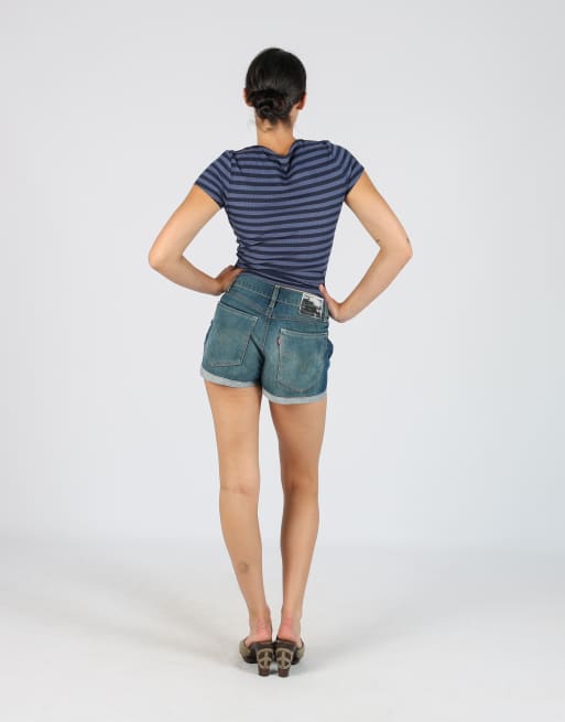Vintage Levi's S denim shorts in blue, 3 of 4