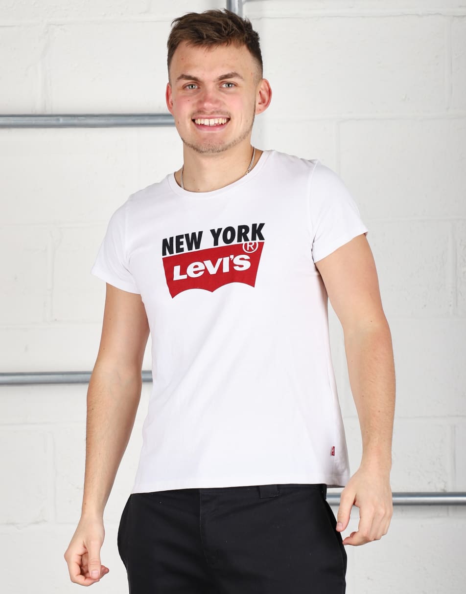 Vintage Levi's Size S short sleeve spell out t-shirt in white