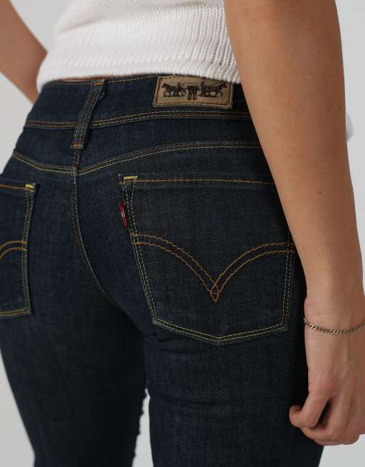 Vintage Levi's XS 3/4 jeans in blue, 4 of 4