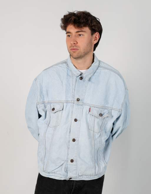 Vintage Levi's xxl denim jacket in light blue