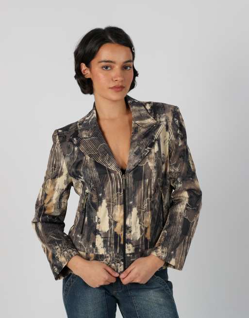 Vintage Made in Italy M blazer in beige, 1 of 4