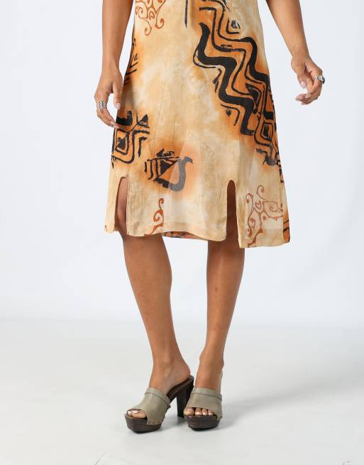 Vintage Made in Italy M printed woven midi dress in brown, 2 of 4
