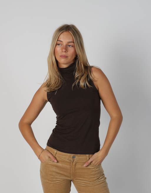 Vintage Made in Italy S woven top in brown, 1 of 4
