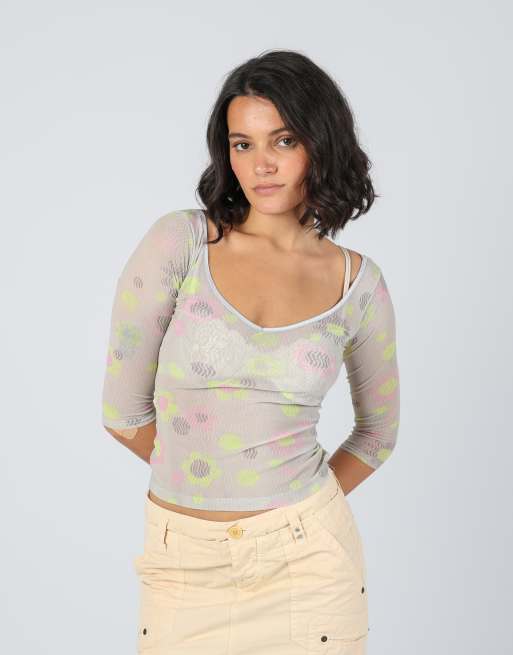 Vintage Made in Italy XS mesh top in light grey, 3 of 4