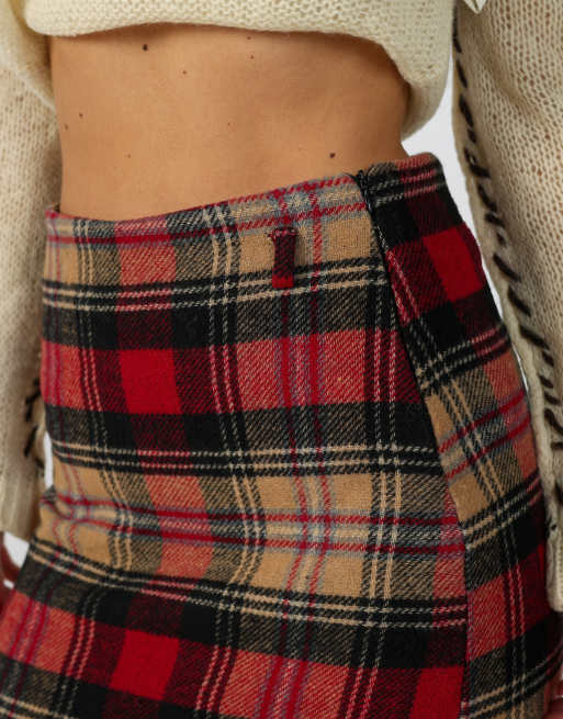 Vintage Made in Italy XS woven mini skirt in red, 4 of 4