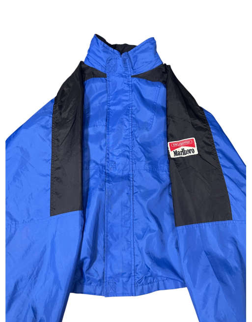 Vintage Marlboro 90s Windbreaker with detachable hood in bright blue, 2 of 5
