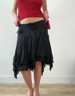 Vintage mesh aysmmetric skirt in black