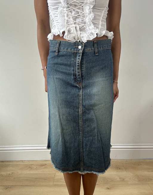 Vintage mid wash denim skirt in blue