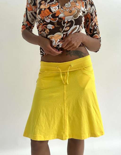 Vintage midi skirt in yellow