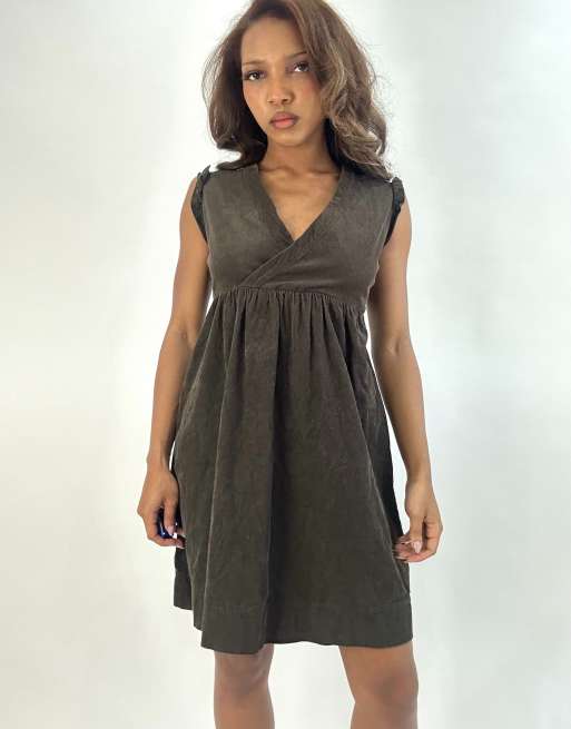 Vintage mini dress in brown