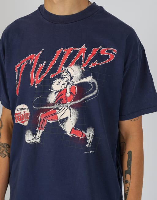 Vintage Minnesota Twins l t-shirt in navy blue, 4 of 4