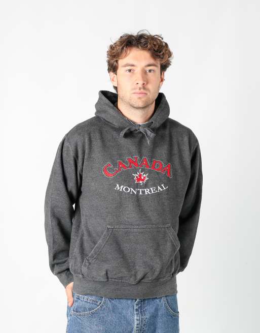Vintage Montreal Canada m hoodie in grey