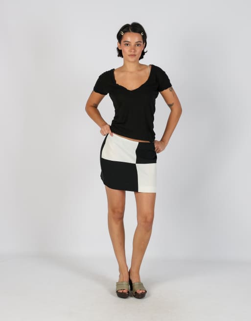 Vintage Motivi M woven mini skirt in black, 1 of 4