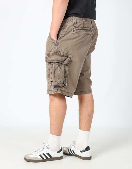 Vintage Nautica 32x30 canvas cargo shorts in khaki green