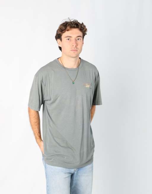 Vintage Newport Blue xl t-shirt in dark green