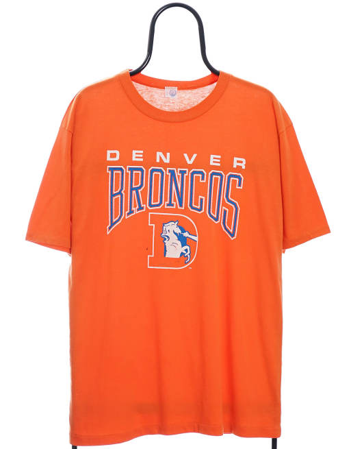 Vintage NFL broncos 90s size L tshirt in orange