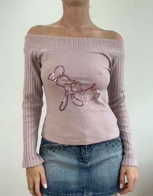 Vintage off the shoulder top in purple