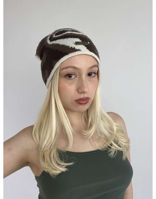 Vintage one size two tone hat in brown and cream, 1 of 4