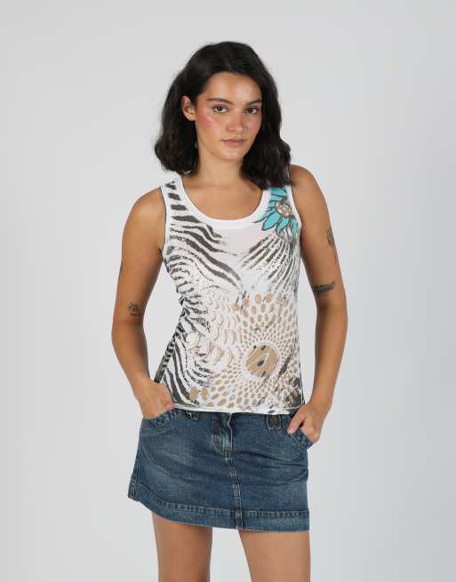 Vintage Passport S woven vest in white