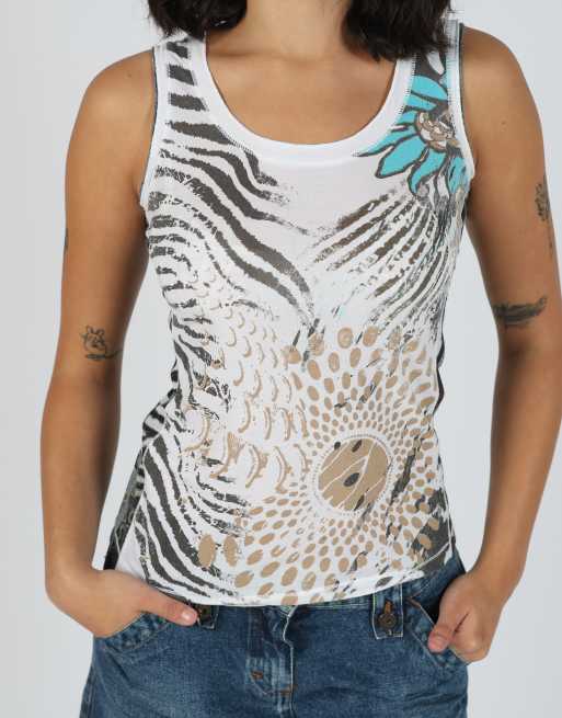 Vintage Passport S woven vest in white, 4 of 4
